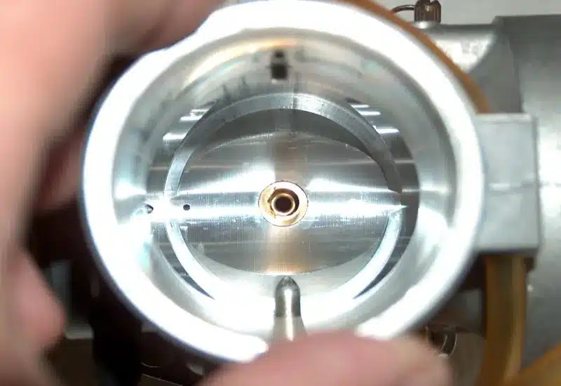 high-flash-hydrocarbon-cleaning-fluid ZENOPAR high-flash hydrocarbon cleaning fluid cleaned a metal strip in the USA